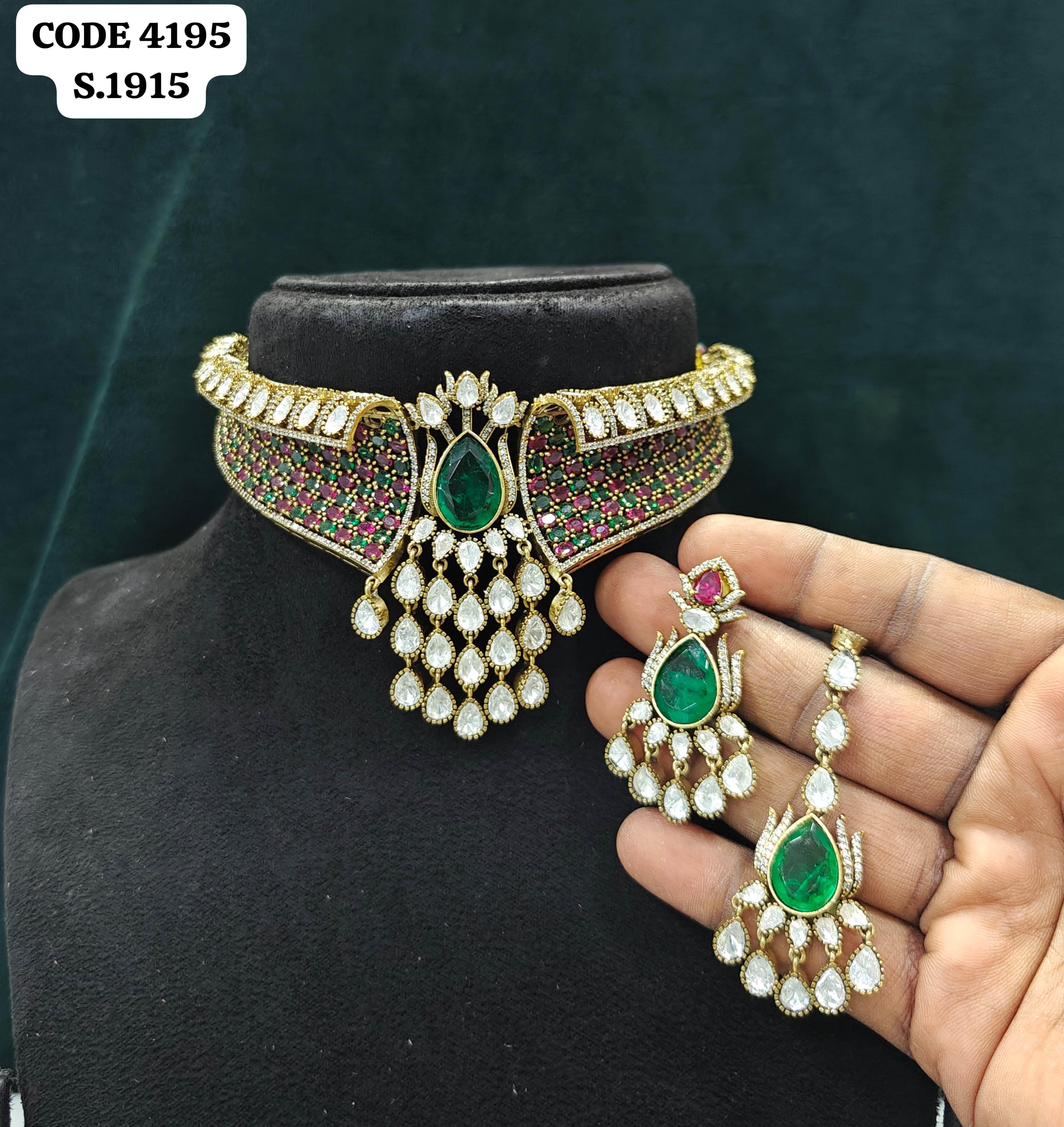 Necklace Set 062